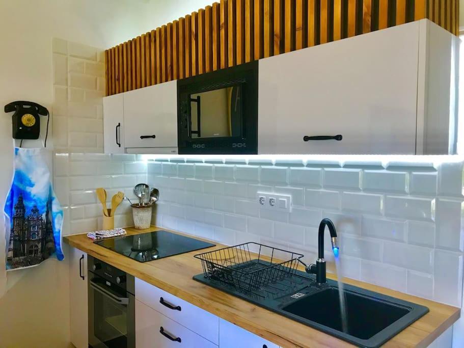 Casa Nueva En Vigo Rural Mos Con Jacuzzi Y Chimenea Para Escapada Romantica Pontevedra Eksteriør billede